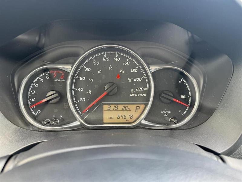 toyota Yaris 2018 - 14