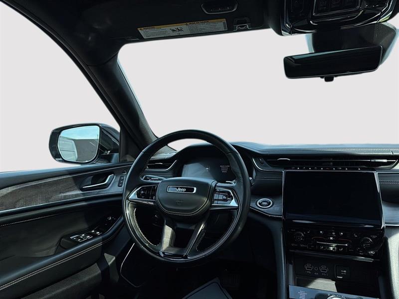 jeep Grand Cherokee 2023 - 26