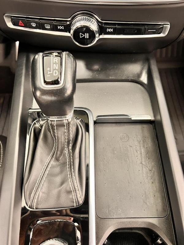 volvo S60 2021 - 25