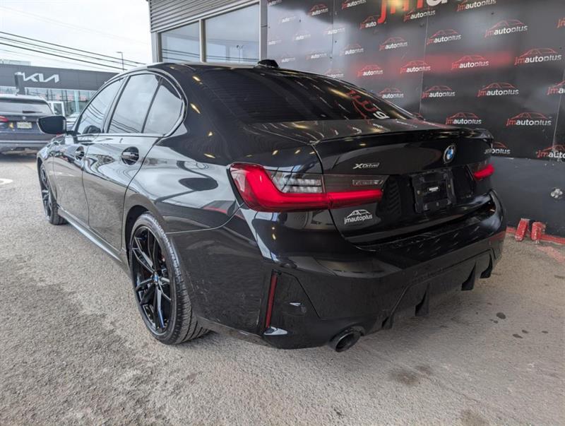 bmw 330I 2023 - 11