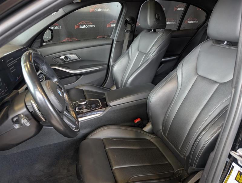 bmw 330I 2023 - 15