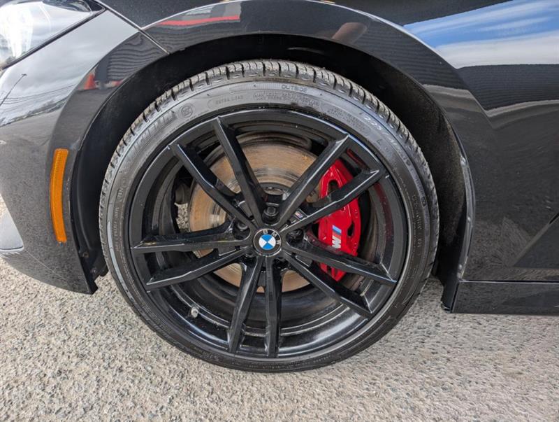 bmw 330I 2023 - 29