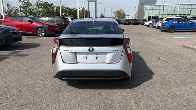 toyota Prius 2017 - 6