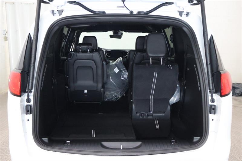 chrysler Grand Caravan 2027 - 18