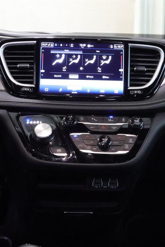 chrysler Pacifica 2025 - 15