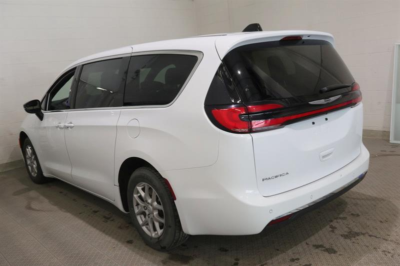 chrysler Pacifica 2025 - 23