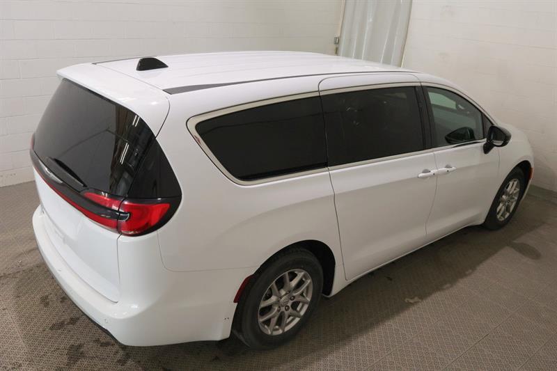 chrysler Pacifica 2025 - 26