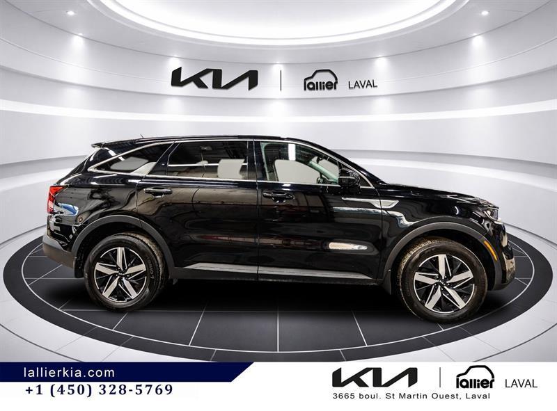 2023 Kia Sorento - Image 9