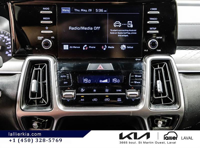 2023 Kia Sorento - Image 19