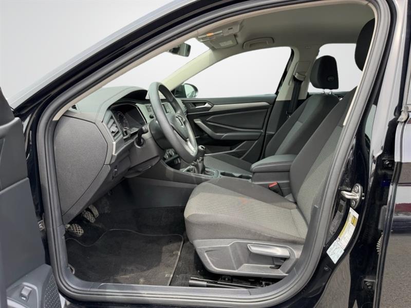 volkswagen Jetta 2019 - 9