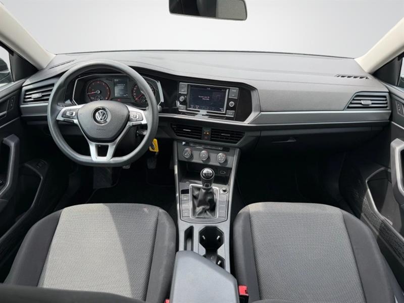 volkswagen Jetta 2019 - 11