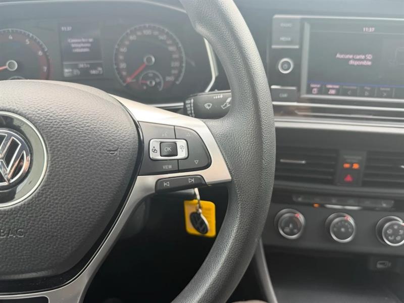 volkswagen Jetta 2019 - 14