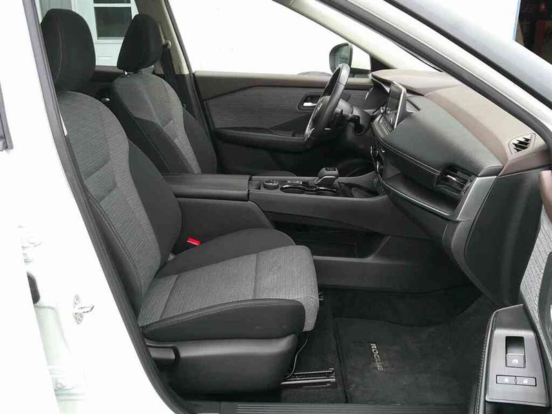 nissan Rogue 2023 - 25