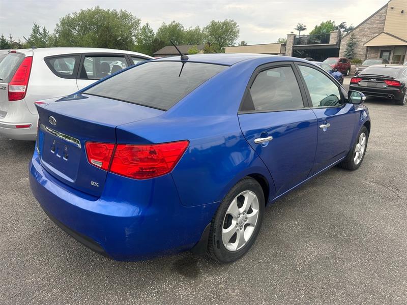 kia Forte 2010 - 4