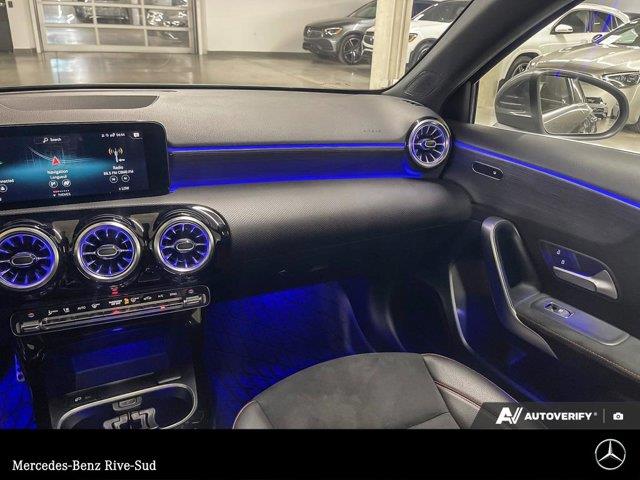mercedes-benz A 2022 - 11
