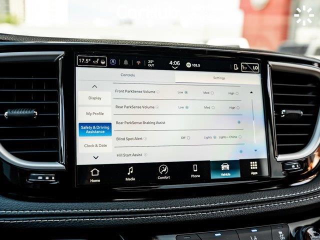 chrysler Pacifica 2027 - 28