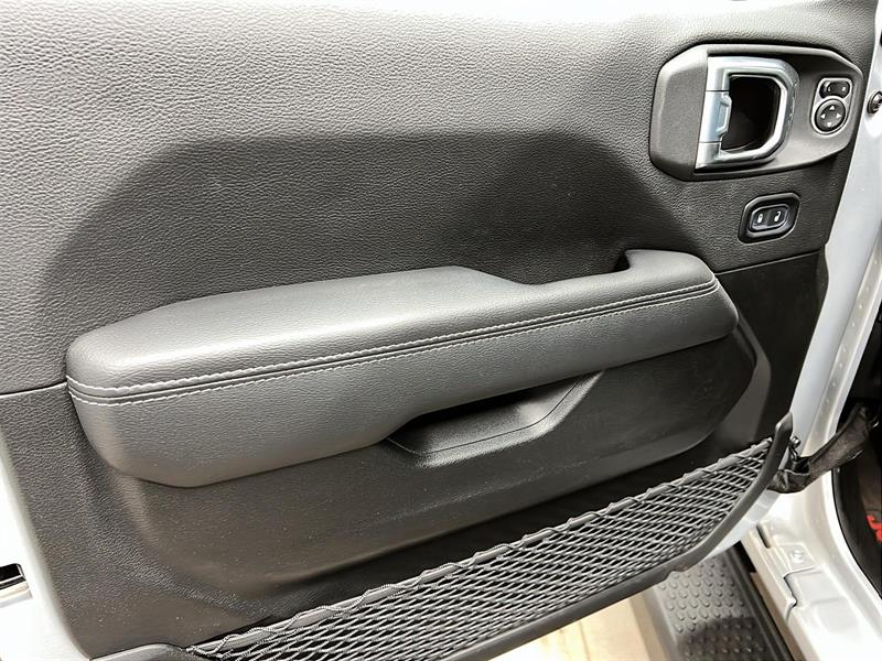 jeep Wrangler 2023 - 23