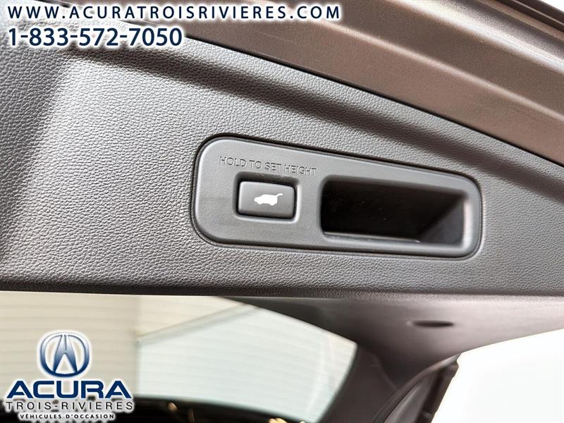 acura MDX 2023 - 30