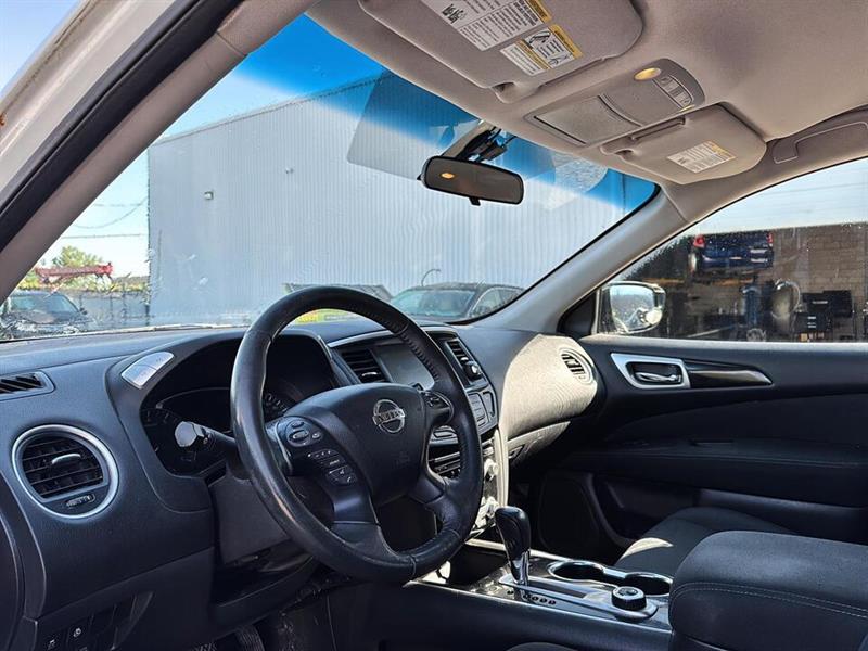 nissan Pathfinder 2017 - 11