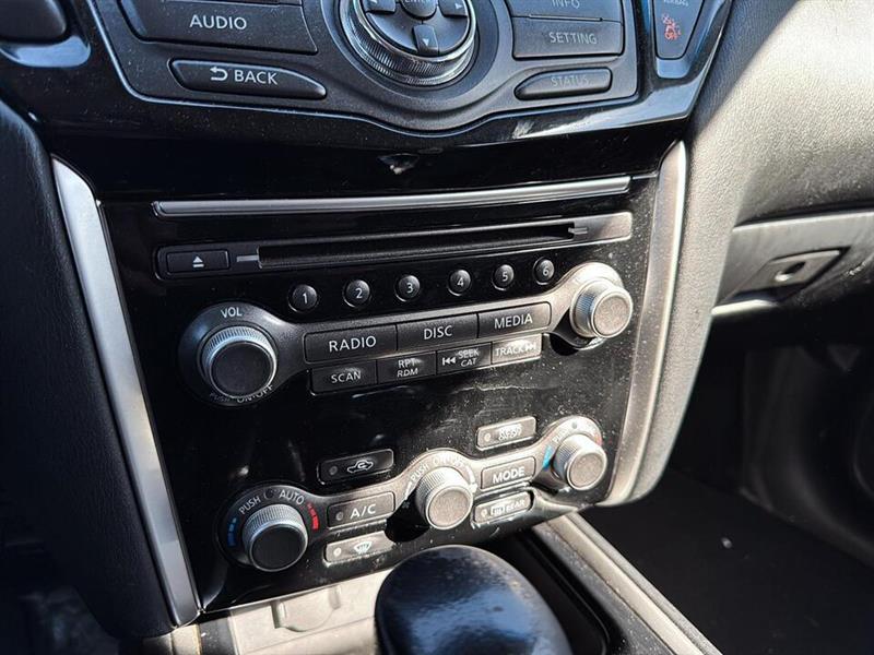 nissan Pathfinder 2017 - 31