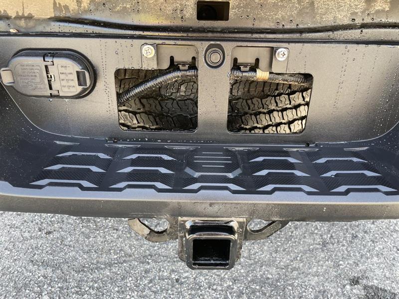 toyota Tacoma 2023 - 13