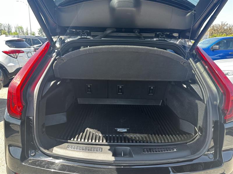 cadillac XT4 2021 - 9