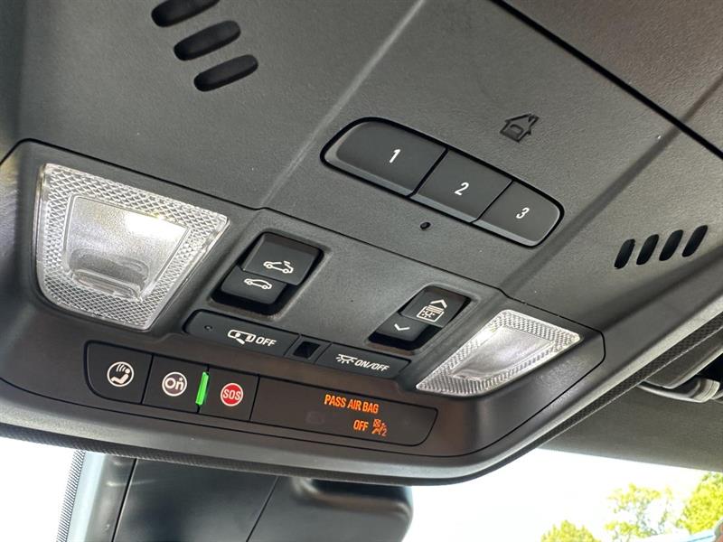 cadillac XT4 2021 - 32