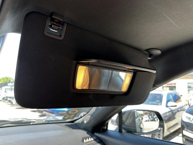 cadillac XT4 2021 - 33