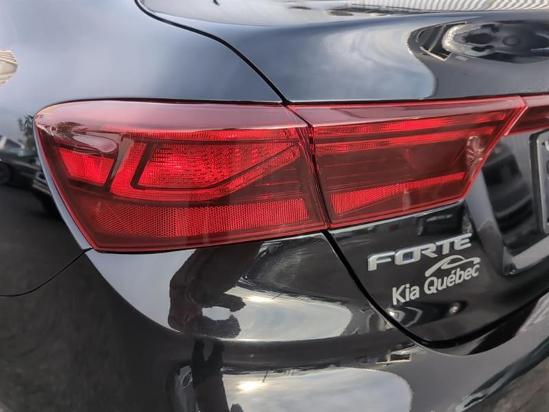 kia Forte 2024 - 11