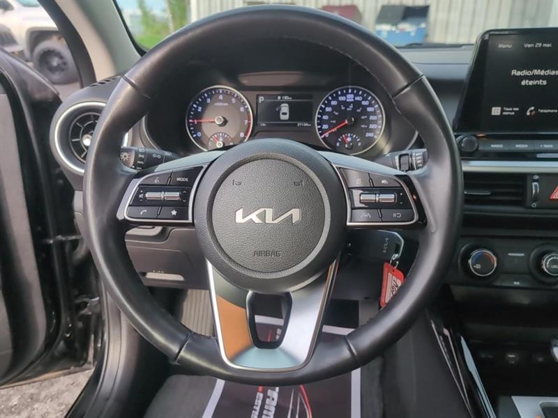 kia Forte 2024 - 13