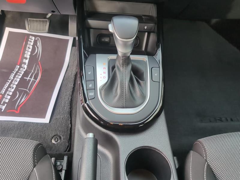 kia Forte 2024 - 16