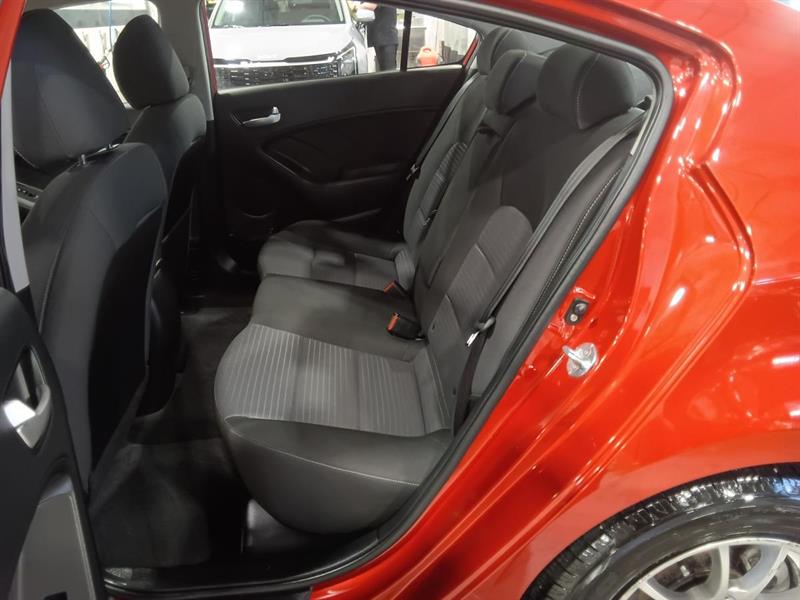 kia Forte 2017 - 24