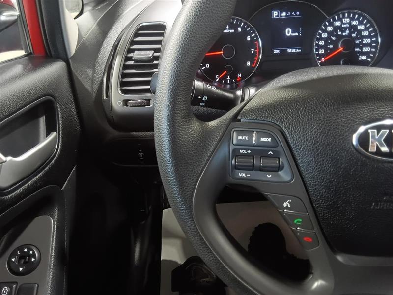 kia Forte 2017 - 31