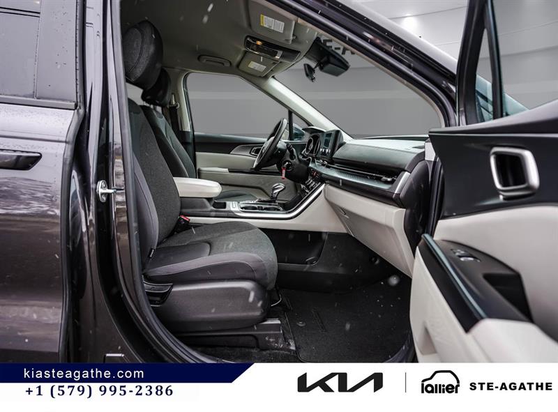 kia Carnival 2023 - 18