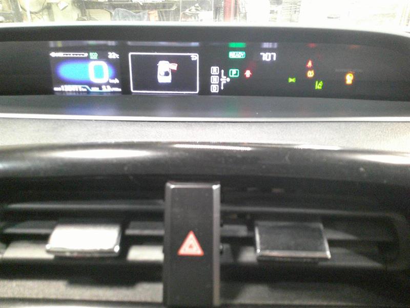 toyota Prius 2018 - 14