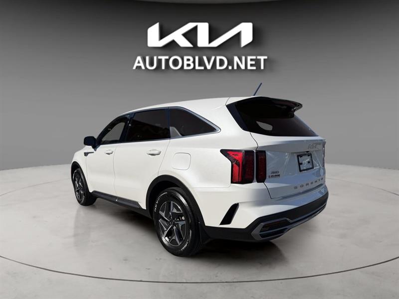 kia Sorento 2022 - 3