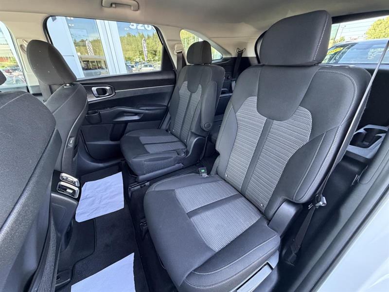 kia Sorento 2022 - 19