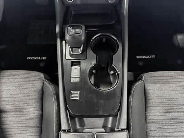 nissan Rogue 2021 - 23