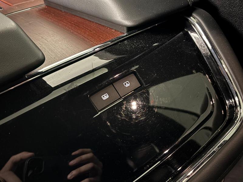 lincoln Navigator L 2022 - 27