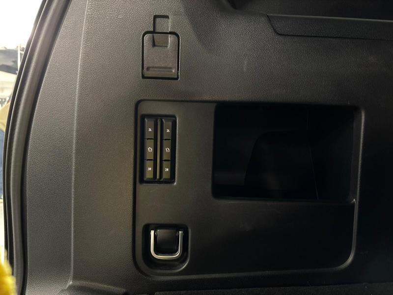 lincoln Navigator L 2022 - 33