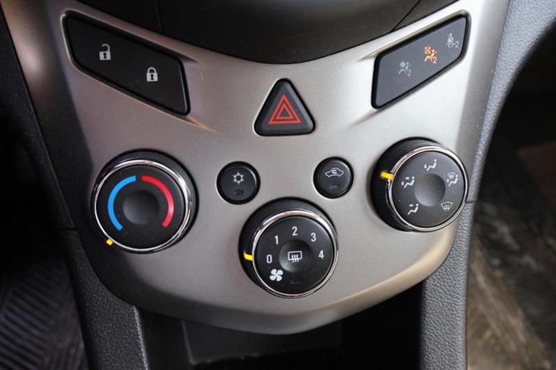 chevrolet Sonic 2012 - 14