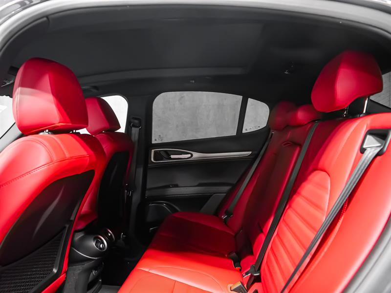alfa romeo Stelvio 2026 - 16