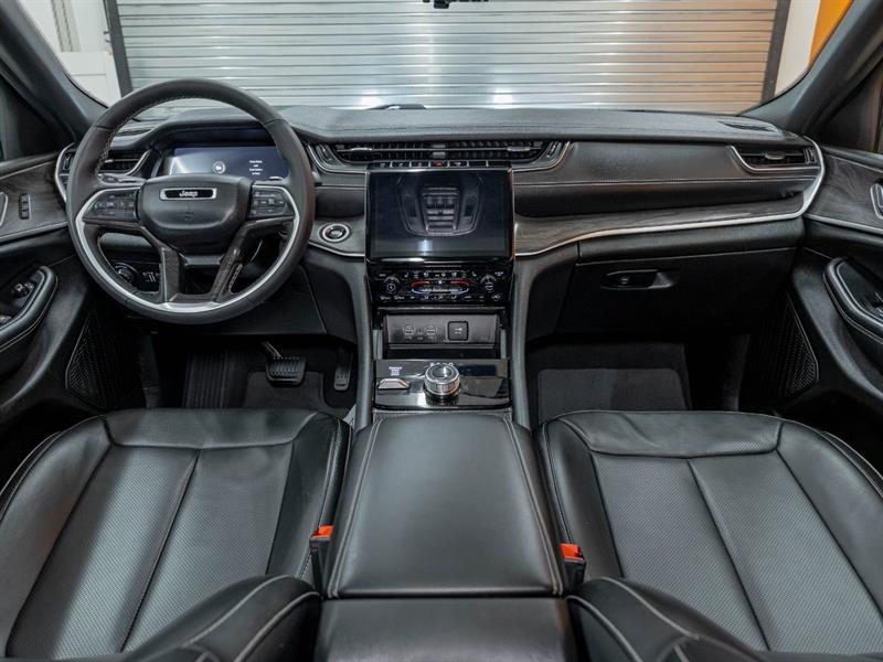 jeep Grand Cherokee 2024 - 12