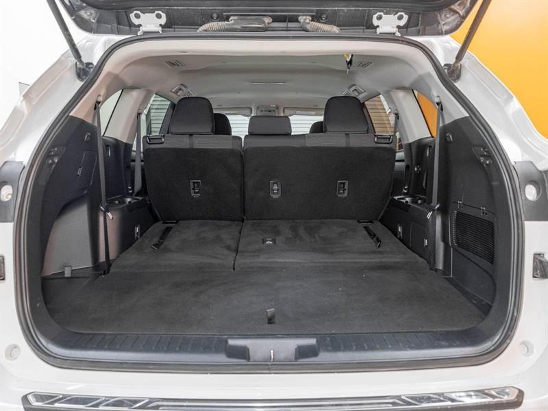 toyota Highlander 2023 - 30