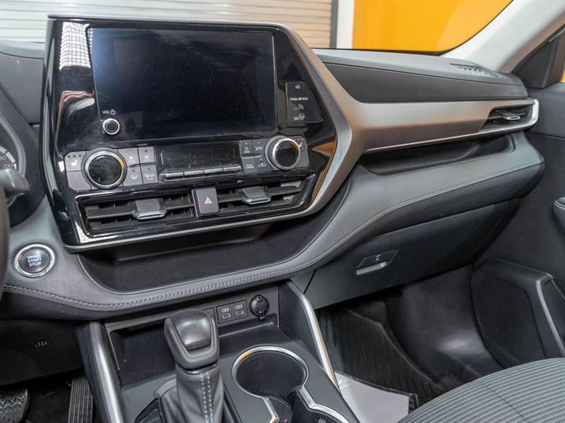 toyota Highlander 2023 - 17