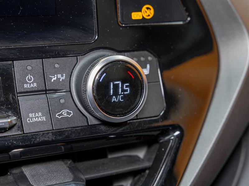 toyota Highlander 2023 - 20