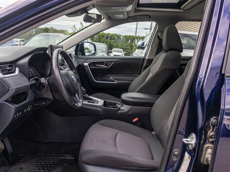 toyota RAV4 2019 - 24