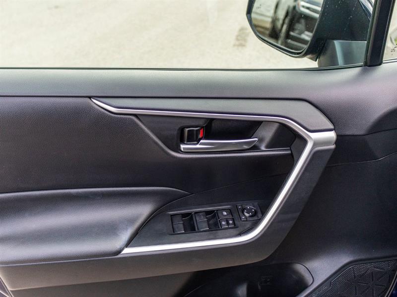 toyota RAV4 2019 - 28