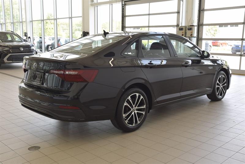 volkswagen Jetta 2023 - 12