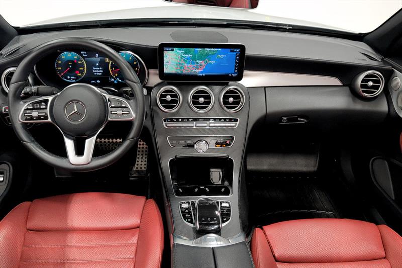 mercedes-benz C300 2022 - 7